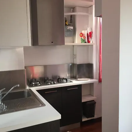 Splendido Bilocale Adiacente Metro M5 - Ca Granda Apartament *